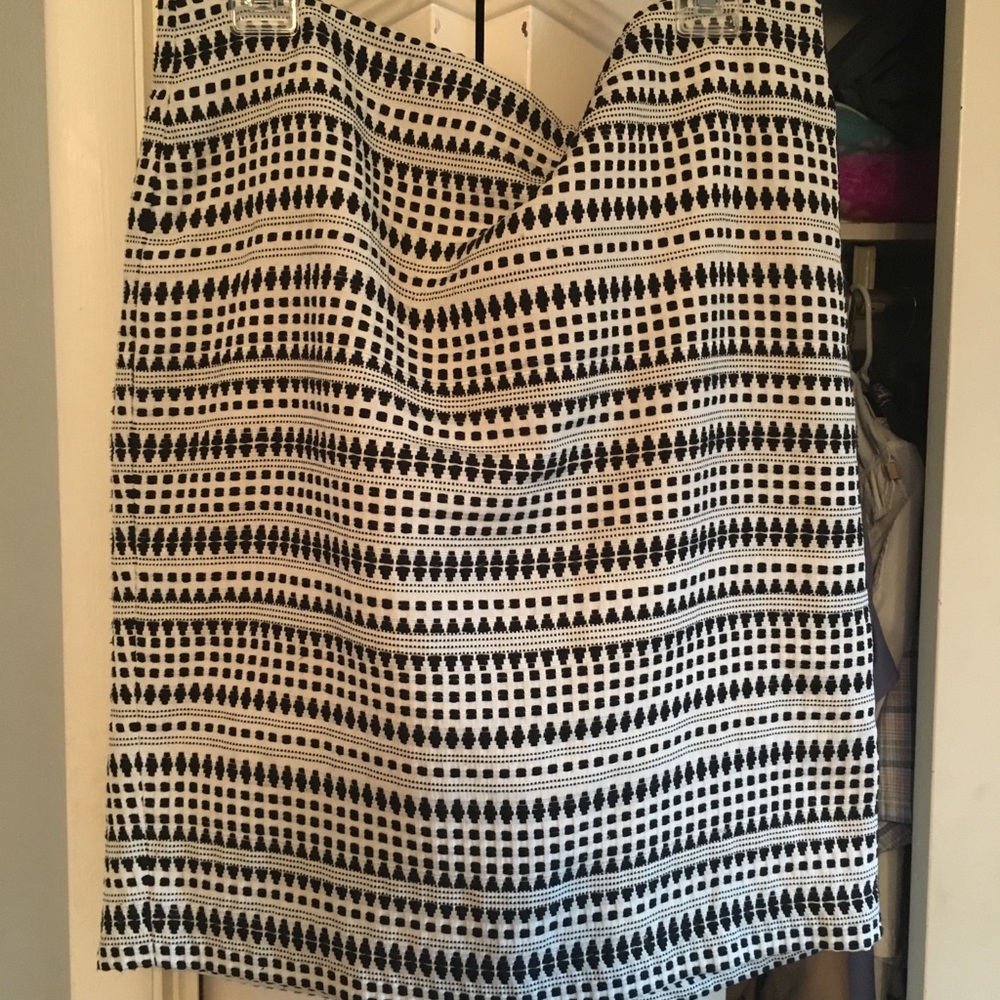 LOFT Embroidered Black and White Skirt